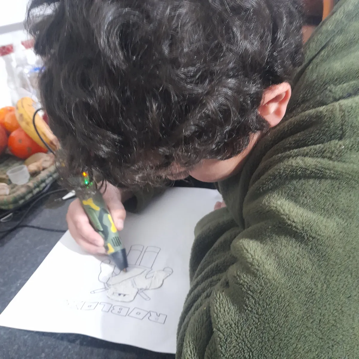 Lápiz 3D brinvoo en uso